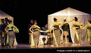 Adapun yang dapat diketahui hanyalah teori tentang asal mulanya. Inilah Sebabnya Mengapa Banyak Dari Pertunjukan Tari Dan Teater Juga Dikenal Sebagai Seni Rupa Di Sisi Lain Itu Tidak Selalu Mengacu Pa Seni Rupa Seni Patung