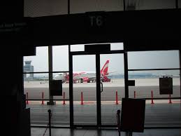 Aplikasi super asean untuk memesan penerbangan, hotel, aktivitas, makanan, promosi tanpa batas, dan banyak lagi! Terminal Tambang Murah Klia Naik Airasia Jer Irahab Flickr