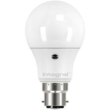 Integral Led Gls Dusk Till Dawn Sensor 5w 470lm Bc B22d