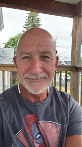 Hello everyone, just wanted to introduce myself, my name is Kent, I'm 62  and I'm from Ontario, hope everybody has an awesome day! ✌🏼￼