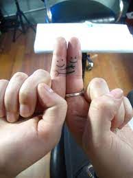 35 Best Friends Hugging Each Other 39 Best Friend Tattoos You Ll Touching Friendship Tattoos Matching Best Friend Tattoos Cute Finger Tattoos