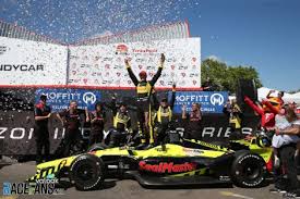 Formula one drivers enjoy most of the limelight but pit crew members are also an integral part of the sport. Indycar Had 366 Passes In One Race F1 Averaged 22 In 2017 Racefans