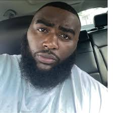 In which order do the men get kicked out of Themyscyra based