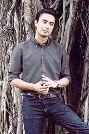 Aaron aziz sebagai ash, kamal adli sebagai burn, aiman hakim ridza sebagai king, farali khan sebagai timora, mia nasir, shahz jaszle. Aiman Hakim Ridza Wikiwand