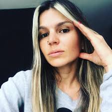 William Angulo integrante del grupo Herencia De Timbiqui dejó a todo el  mundo sorprendido con sus declaraciones sobre el matrimonio Santos Tafur en  el que se presentaron. Según él, no se esperaba