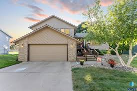 4405 E 36th St, Sioux Falls, SD 57103