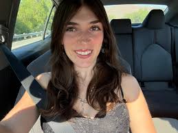 Hi Y'all! I'm a current 3rd-year male student looking for an apartment if  anybody is willing to sublease. I can pick it up starting June 2025 to next  June 2026. My budget