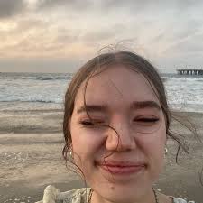 so i went to california hoping to get one good photo of myself, and i got  three 😌