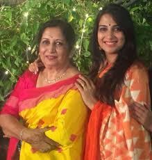 Poorva Gokhale Mother