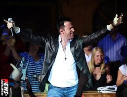 @noneworld der wendler gibt immer alles. Nicht Verpassen Heute Doubelt Der Wendler Im Wendler Clan Latino Star Ricky Martin Bei Einer Tanzshow Einschalten Auf Sat 1 Um 19 00 Uhr Ihr Wollt Es Doch Auch Sehen Denn Die Welt Hat