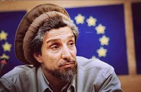 مسعود، د پلار د دولتي دندې له له امله پدې و نه تواندې چې سمې زده کړې وکړي، ځکه چې کال. Ahmad Shah Massoud Ø´Ù‡ÙŠØ¯ Ø§Ø­Ù…Ø¯ Ø´Ø§Ù‡ Ù…Ø³Ø¹ÙˆØ¯ Reviews Facebook