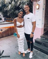 All The Dresses Australia On Instagram Couple Outfit Goals Lexi Mina Dress In White As Seen On Love Island Outfits Dresses Australia Couple Outfits