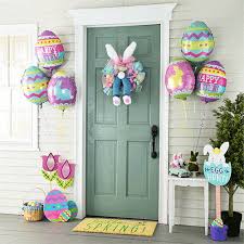 There's something magical about getting into the spirit of halloween, dressing up yourself and hearing the laughter of kids as they come trick or treating. Easter Party Supplies Party City