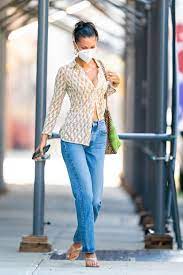 Maybe you would like to learn more about one of these? Bella Hadid Mit Diesen 41 Street Style Looks War Sie 2020 Stilpragend Vogue Germany