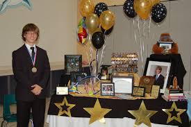 Pin By Christi Guidry On Graduation Graduation Tables Graduation Display Table Graduation Display