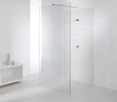 grote witte tegels glans en mat gecombineerd witte badkamertegels badkamer stijl badkamer