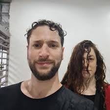 Comparto algunas fotitos de varios momentos increíbles del año. Muchxs  amigxs, encuentros y experiencias imposibles de resumir en 10 imágenes, así  y todo, ahí voy A principio de año, chau pandemia, seguimos