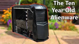 Dell alienware aurora r3 pc case. What S Inside This Old 2000 Alienware Alx Youtube