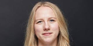 Elizabeth Meier's Instagram, Twitter & Facebook