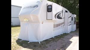 Skirting can decrease your heating and cooling costs, but it's important to select the best skirting for your rig. A Beginner S Guide To Rv Skirting Solutions Attachment Materials More