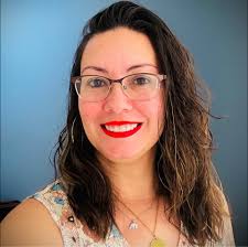 At the dr about to have a panic attack . Someone talk to me/.