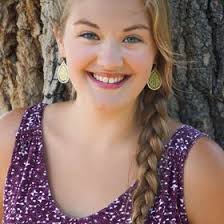 Merry Rose: Essential Oil Educator & Wellness Blogger (holisticmerryrose)