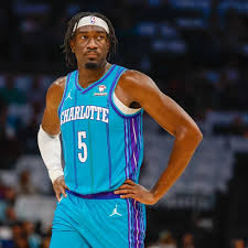 Última hora: Mark Williams não só falhou no seu físico, mas mostrou "muitos  problemas" com os Lakers não acreditarem que ele pode manter-se saudável  para ser o centro de partida deles nos