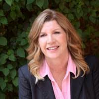 Robin Pearson's Instagram, Twitter & Facebook