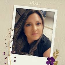 Sherry Cooley's Instagram, Twitter & Facebook