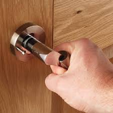 cleaning tarnished metal door handles