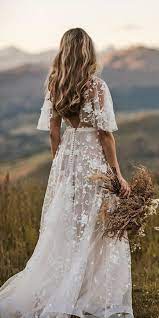 Pin By Summer Jackson On Kiss The Girl In 2020 Wedding Dresses Rustic Wedding Dresses Wedding Dress Trends