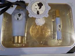 Discover ariana grande at asos. Ariana Grande Fragrance Gift Set Xx Brand New Toys Games Christmas Decor Lighting Food Candy Condiments More K Bid