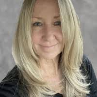 Michael Ewoldt's Instagram, Twitter & Facebook