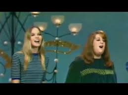All The Leaves Are Brown And The Sky Is Grey I Ve Been For A Walk On A Winter S Day California Dreamin The Mamas And The Papas Youtube Mamas And Papas California Dreamin Papa