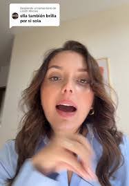 Viridiana Macias's Instagram, Twitter & Facebook