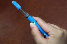Often, a decrease in performance (including ability to charge and function properly) is a sign that the battery connection point is blocked. Fixing Common Vape Problems In 15 Easy Ways