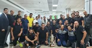 ثم إلى الشان بطولة أفريقيا للاعبين المحليين التي خرج المنتخب التونسي، آخر ممثل للعرب، من دورها ربع النهائي. Ù…ÙˆØ§Ø¬Ù‡Ø§Øª Ù‚ÙˆÙŠØ© ÙÙŠ Ø±Ø¨Ø¹ Ù†Ù‡Ø§Ø¦ÙŠ ÙƒØ£Ø³ Ù…ØµØ± Ù„ÙƒØ±Ø© Ø§Ù„ÙŠØ¯ Ø§Ù„ÙŠÙˆÙ… Ø§Ù„Ø³Ø§Ø¨Ø¹