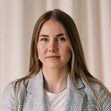 I'm excited to share that I've been nominated as a Voice of a New Era of  Leaders as part of the #LeadershipRedefined movement by  @femalefactor.global.