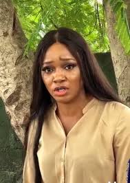 Praise for Muna's beauty and character