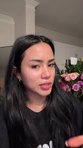 Audrey Crespin's Instagram, Twitter & Facebook