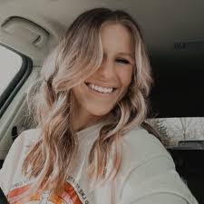 Christine Liddle's Instagram, Twitter & Facebook