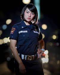 Dulu di smu gw termasuk salah satu cowo yang di puja sama wanita… dari kelas 1 sampai kelas 3. Macam Macam Seragam Satpam Sesuai Perkap No 24 Tahun 2007