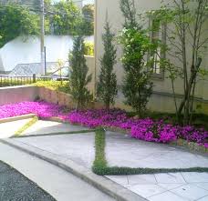 芝桜の花壇 エクステリア 外構 リフォームの設計 工事 フジ エクステリア 大阪 兵庫 奈良 京都 エクステリア 花壇 庭
