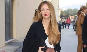 Οι ηθοποιοί iωάννα παππά και μιχάλης σαράντης διαβάζουν τέσσερα παραμύθια των αδελφών γκριμ («o xαρούμενος κορυδαλλός», «η έξυπνη χωριατοπούλα», «το παιδί της παναγίας». E3omologhsh Iwannas Pappa Epa8a Kata8lipsh Sto Prwto Lockdown Thecaller