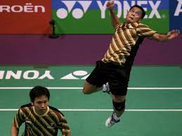 He is former olympic gold medallist in 2008 hallu kawan magista. Ovyklspgfrqpbm