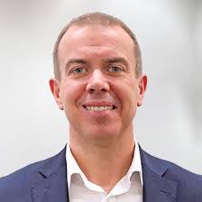 Universal appoints CPO and CRO