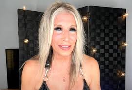 LORRAINE LEWIS On Getting Abruptly Fired From VIXEN: 'Rock And Roll Is Not  Warm And Fuzzy'