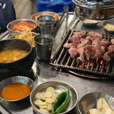 Established by chef and artist jung hur. 15 Best Korean Bbq Restaurants In Seoul That Locals Recommend Avenue One