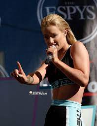 Domingo, 21 de diciembre de 2014. File Iggy Azalea 7 16 2014 6 14701408993 Jpg Wikimedia Commons