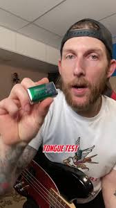9v battery tongue 👅 test #9vbattery #tonguetest #bass #guitar #funny  #helpful #orignalcontent #fy #mississipiqueen